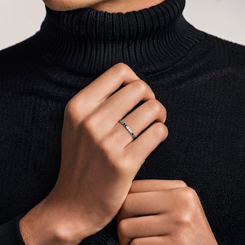 Pierścionek SAVICKI: białe złoto